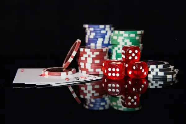 Blackjack Glücksspiel - Die richtige Handhabung im Online Casino