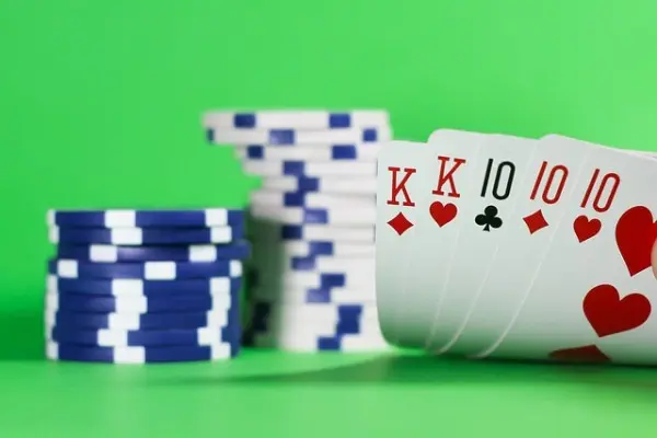 Live Online BlackJack - Gegen realen Casino Dealer live spielen