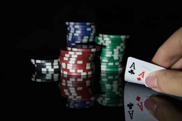 Regeln von Video Poker - So spielen Sie das Spiel im Onlinecasino